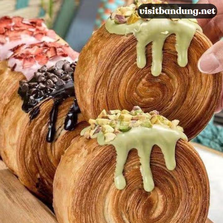 10 Makanan Viral yang Wajib Kamu Coba